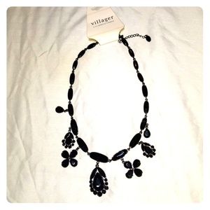 Liz Clairborne NWT Black Flower Necklace